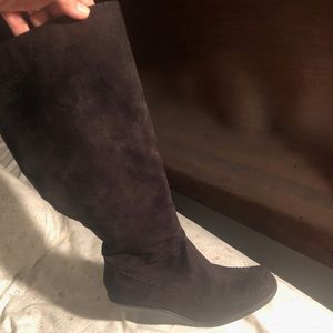 Aerosole (A2) wedge boots!